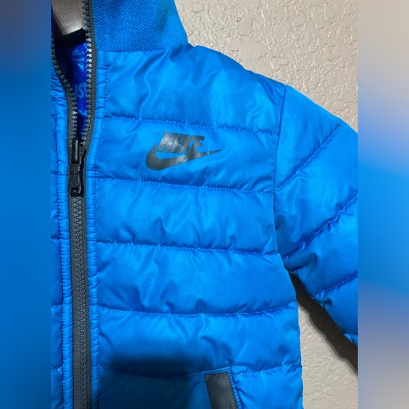 Nike reversible puffy jacket  - Picture 2 of 6